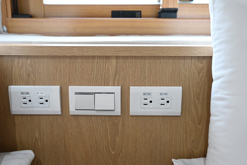 台東住宿推薦。門廷若室旅店 ・鐵花秀泰館 走進舊時空的記憶 入住早上還有一瓶新鮮羊奶可以喝! 台東住宿推薦。門廷若室旅店 ・鐵花秀泰館 走進舊時空的記憶 入住早上還有一瓶新鮮羊奶可以喝!