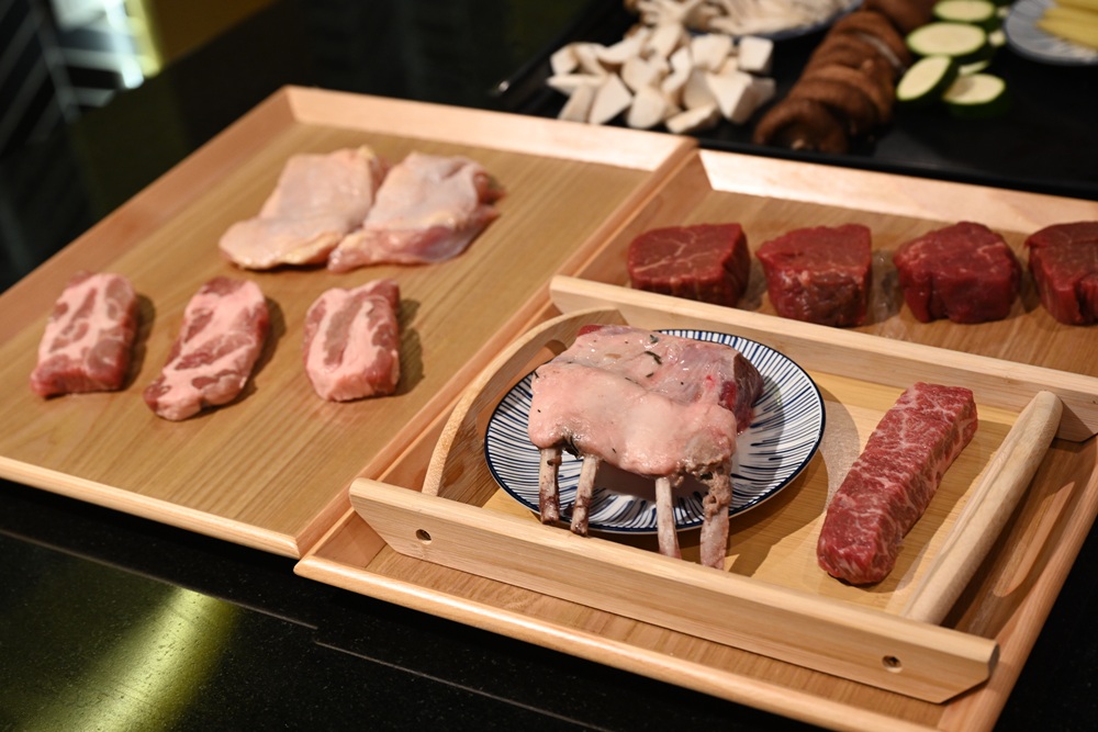 Google 評論平均4.8高分！明水然 高雄大立店 原味創意無菜單鐵板燒！高雄聚餐推薦、慶生首選！