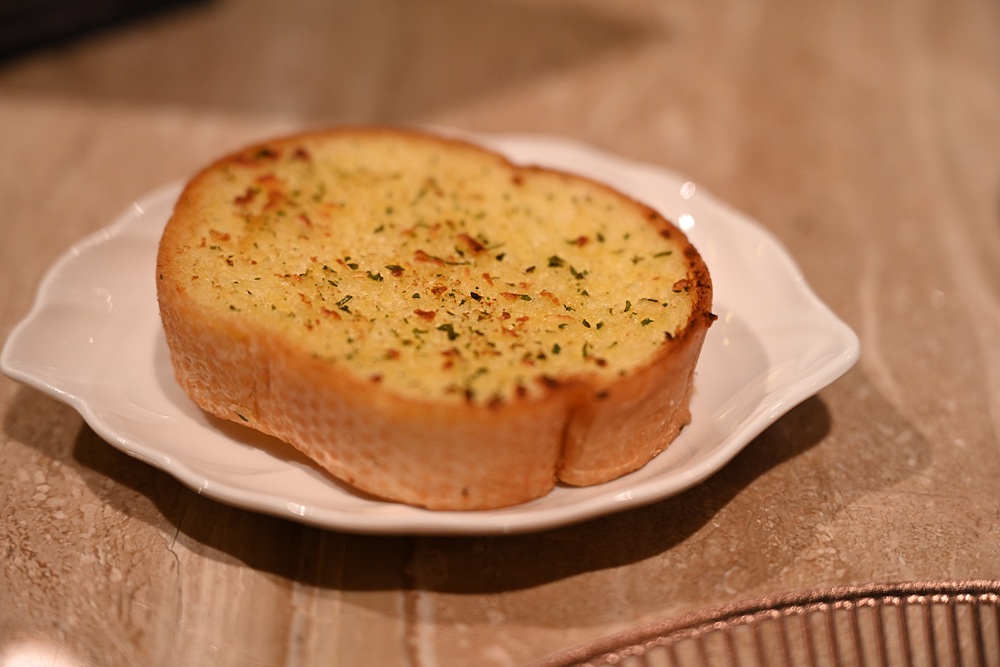 Google 評論平均4.8高分！明水然 高雄大立店 原味創意無菜單鐵板燒！高雄聚餐推薦、慶生首選！