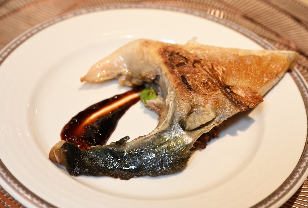 Google 評論平均4.8高分！明水然 高雄大立店 原味創意無菜單鐵板燒！高雄聚餐推薦、慶生首選！