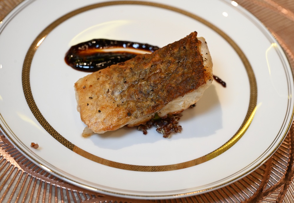 Google 評論平均4.8高分！明水然 高雄大立店 原味創意無菜單鐵板燒！高雄聚餐推薦、慶生首選！