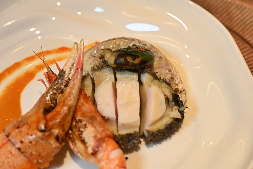 Google 評論平均4.8高分！明水然 高雄大立店 原味創意無菜單鐵板燒！高雄聚餐推薦、慶生首選！