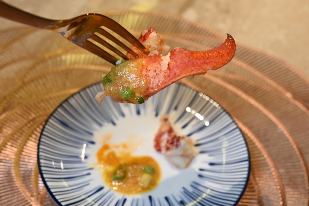 Google 評論平均4.8高分！明水然 高雄大立店 原味創意無菜單鐵板燒！高雄聚餐推薦、慶生首選！