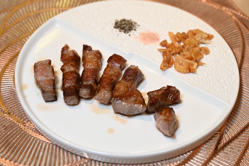 Google 評論平均4.8高分！明水然 高雄大立店 原味創意無菜單鐵板燒！高雄聚餐推薦、慶生首選！