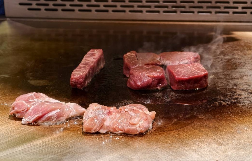 Google 評論平均4.8高分！明水然 高雄大立店 原味創意無菜單鐵板燒！高雄聚餐推薦、慶生首選！