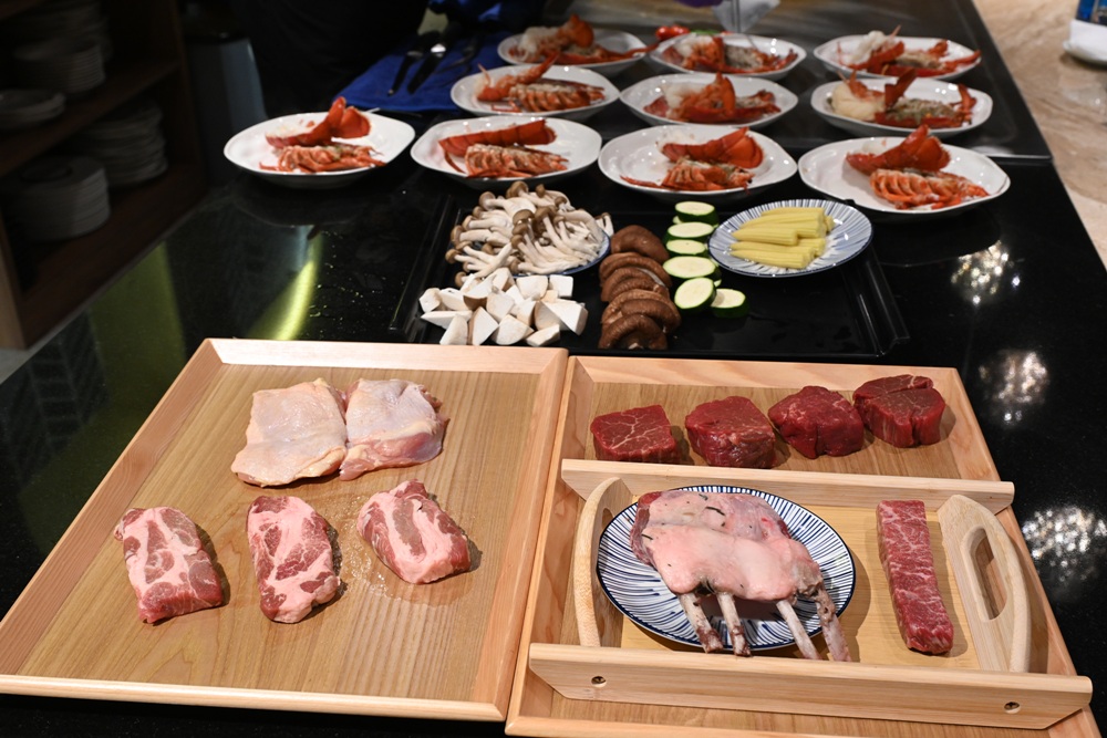 Google 評論平均4.8高分！明水然 高雄大立店 原味創意無菜單鐵板燒！高雄聚餐推薦、慶生首選！