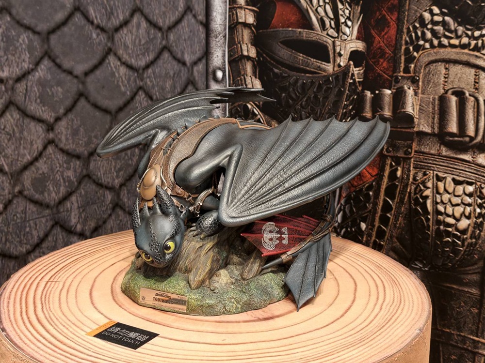 高雄夢時代環球經典電影快閃店｜3米高沒牙登場、馴龍高手、小小兵、侏儸紀公園周邊一次蒐集！