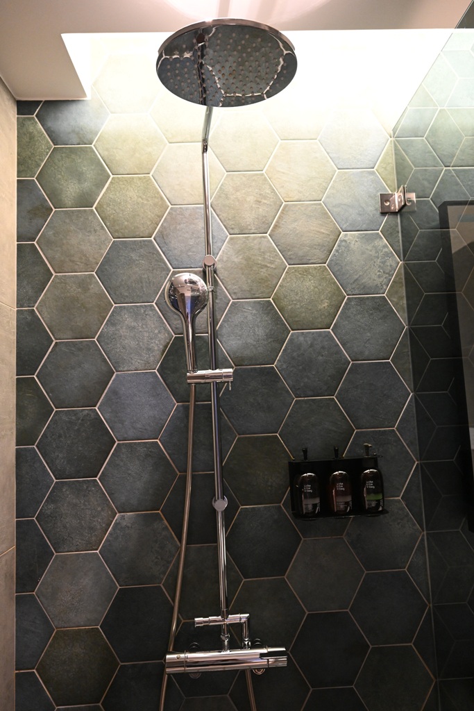 台南安平住宿推薦。綉溪安平飯店XIUXI Anping Hotel 一泊四食、沉浸式體驗！