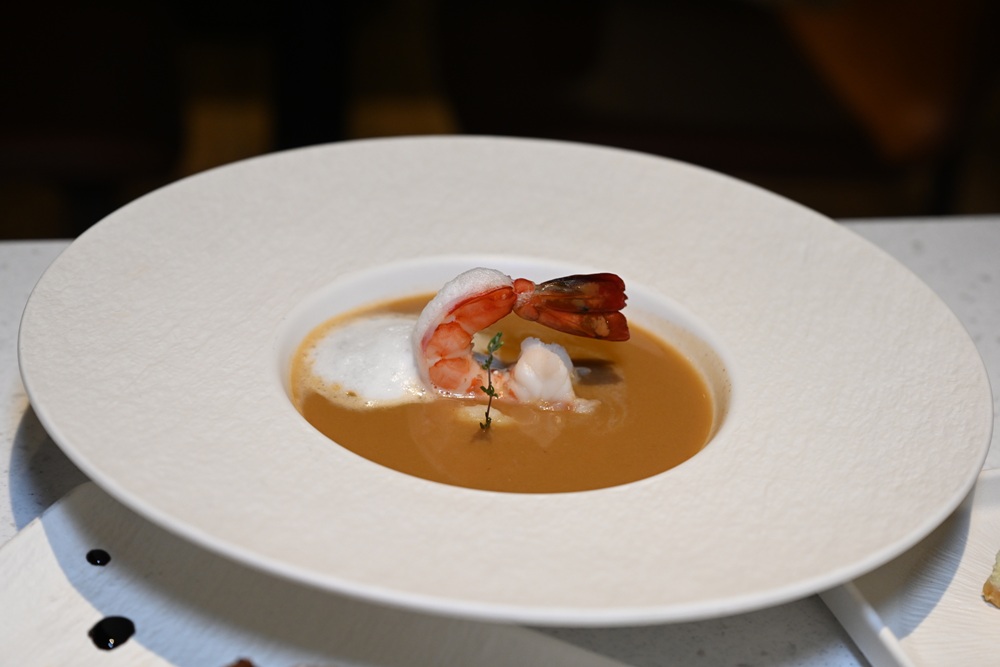 台南安平住宿推薦。綉溪安平飯店XIUXI Anping Hotel 一泊四食、沉浸式體驗！