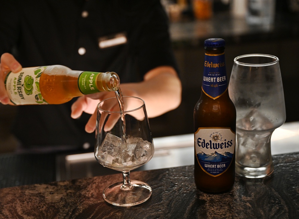 台南安平住宿推薦。綉溪安平飯店XIUXI Anping Hotel 一泊四食、沉浸式體驗！