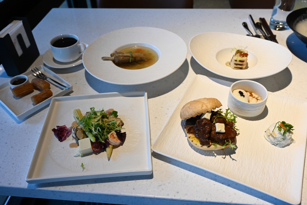 台南安平住宿推薦。綉溪安平飯店XIUXI Anping Hotel 一泊四食、沉浸式體驗！