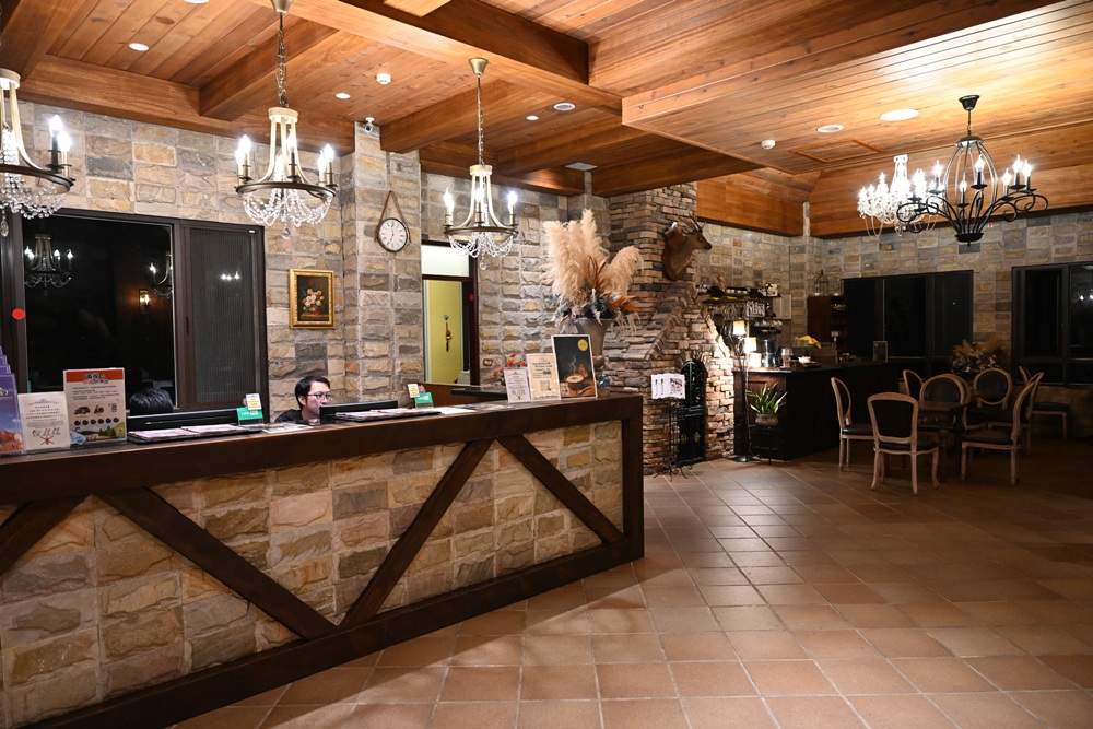 清境民宿推薦。清境佛羅倫斯渡假山莊 義式鄉村城堡、高山歐風城堡民宿、一泊二食、超chill星空酒吧! 清境民宿推薦。清境佛羅倫斯渡假山莊 義式鄉村城堡、高山歐風城堡民宿、一泊二食、超chill星空酒吧!