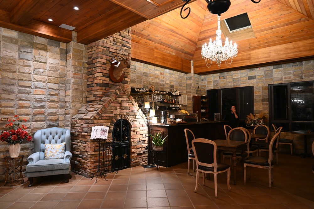 清境民宿推薦。清境佛羅倫斯渡假山莊 義式鄉村城堡、高山歐風城堡民宿、一泊二食、超chill星空酒吧! 清境民宿推薦。清境佛羅倫斯渡假山莊 義式鄉村城堡、高山歐風城堡民宿、一泊二食、超chill星空酒吧!