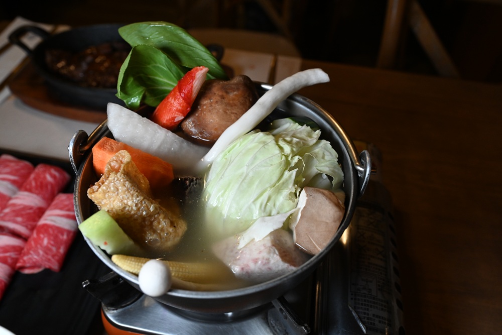 清境民宿推薦。清境佛羅倫斯渡假山莊 義式鄉村城堡、高山歐風城堡民宿、一泊二食、超chill星空酒吧! 清境民宿推薦。清境佛羅倫斯渡假山莊 義式鄉村城堡、高山歐風城堡民宿、一泊二食、超chill星空酒吧!