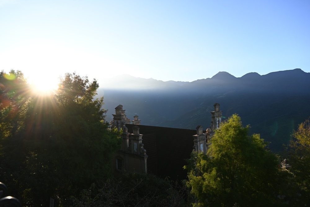 清境民宿推薦。清境佛羅倫斯渡假山莊 義式鄉村城堡、高山歐風城堡民宿、一泊二食、超chill星空酒吧! 清境民宿推薦。清境佛羅倫斯渡假山莊 義式鄉村城堡、高山歐風城堡民宿、一泊二食、超chill星空酒吧!