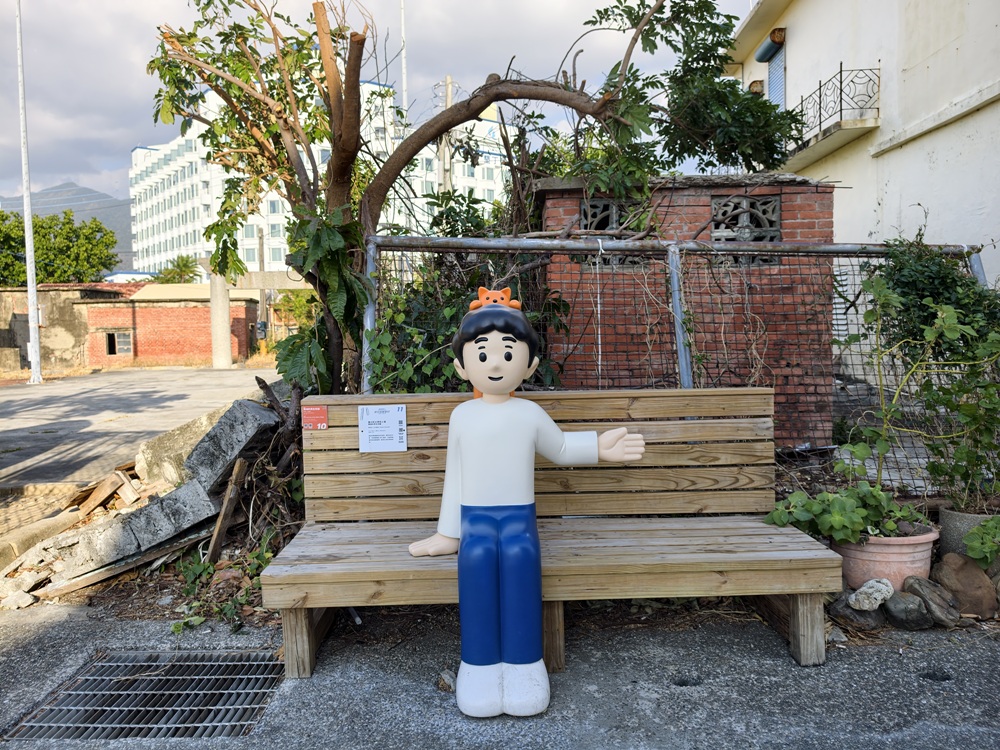 2025落山風藝術季 看海美術館、港灣展區、沙灘展區、村落展區！