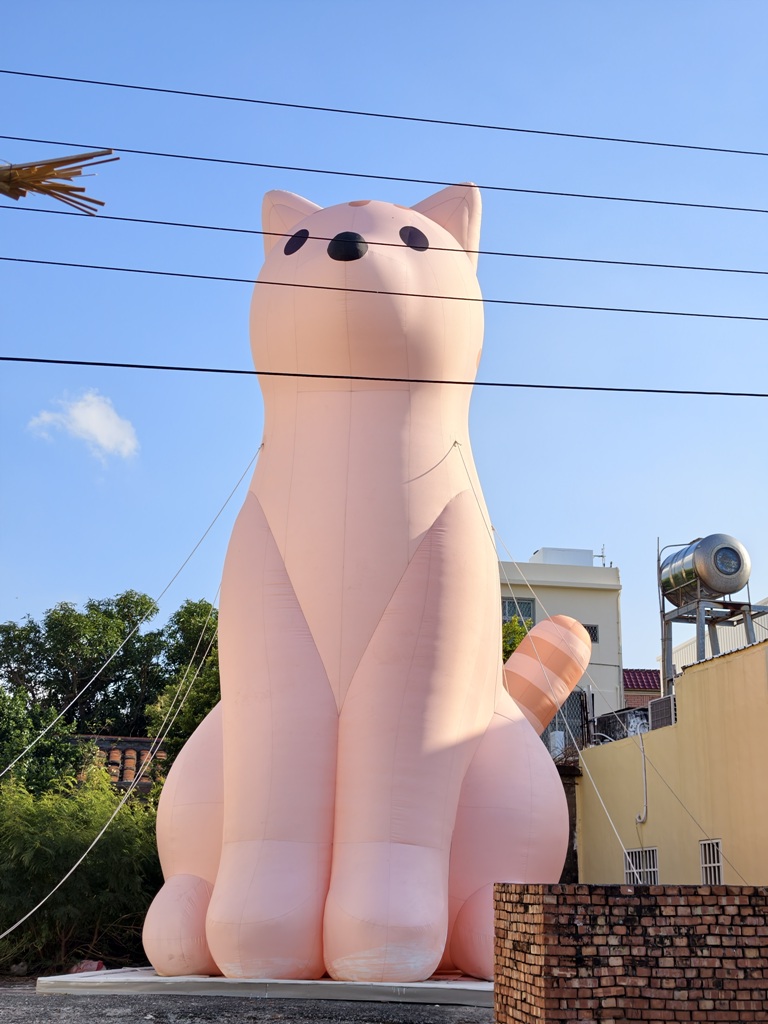 2025落山風藝術季 看海美術館、港灣展區、沙灘展區、村落展區！