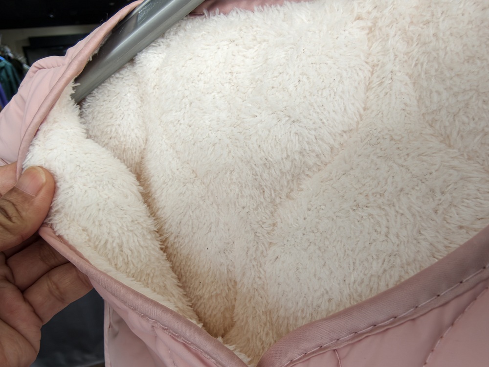 高雄特賣會。Kangol聯合品牌特賣會 大統五福店｜廠拍特賣、當季新品特賣、鋪棉外套、鋪棉背心、發熱衣、鋪棉長褲、NFL美式足球、YAFATY 同價位還可買五送一，買到都賺到！