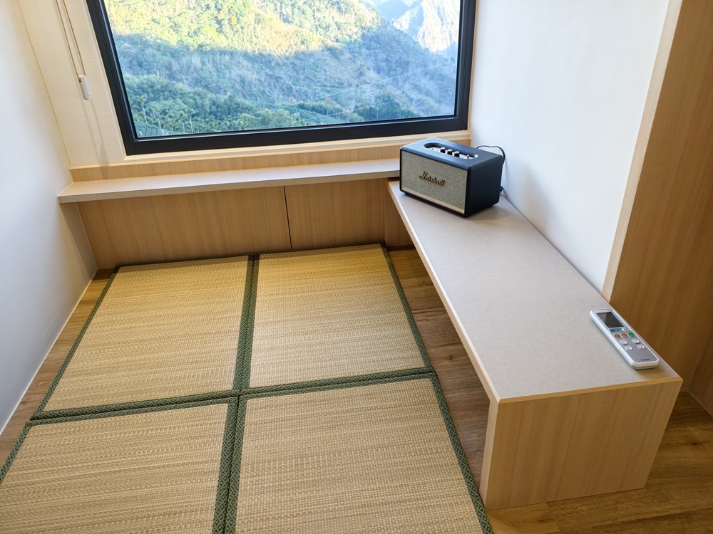 阿里山住宿推薦。璦勒芬莊園民宿| Ailefen Manor Guesthouse 一泊二食、無邊際泳池、阿里山日出！