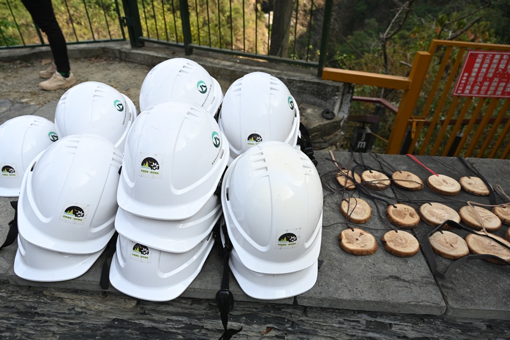 屏東霧台祕境。漫遊霧台 神山瀑布 一日巡護監測體驗、山棕葉釣蝦 部落古早智慧！