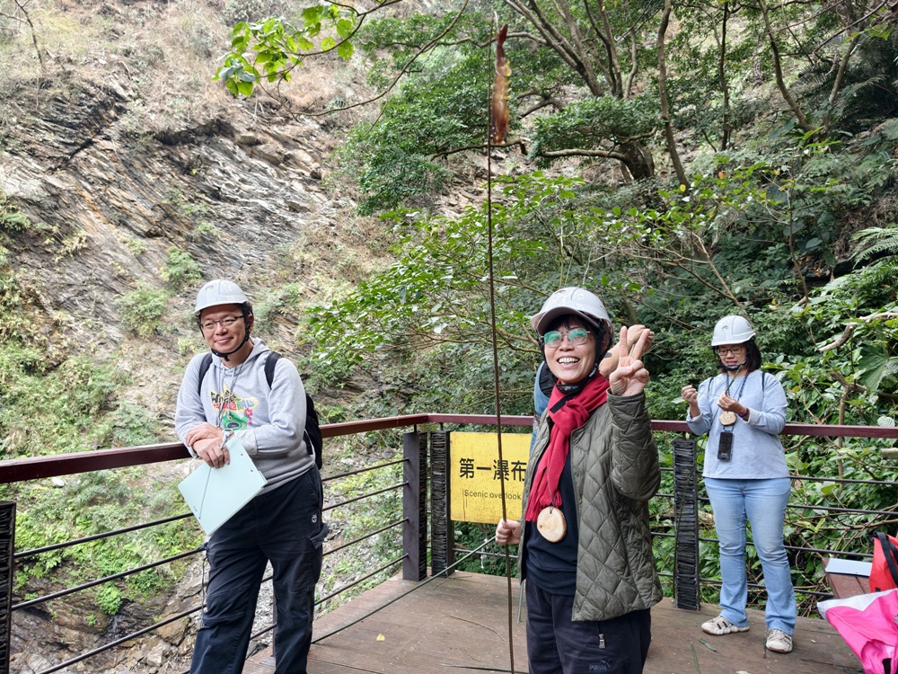 屏東霧台祕境。漫遊霧台 神山瀑布 一日巡護監測體驗、山棕葉釣蝦 部落古早智慧！