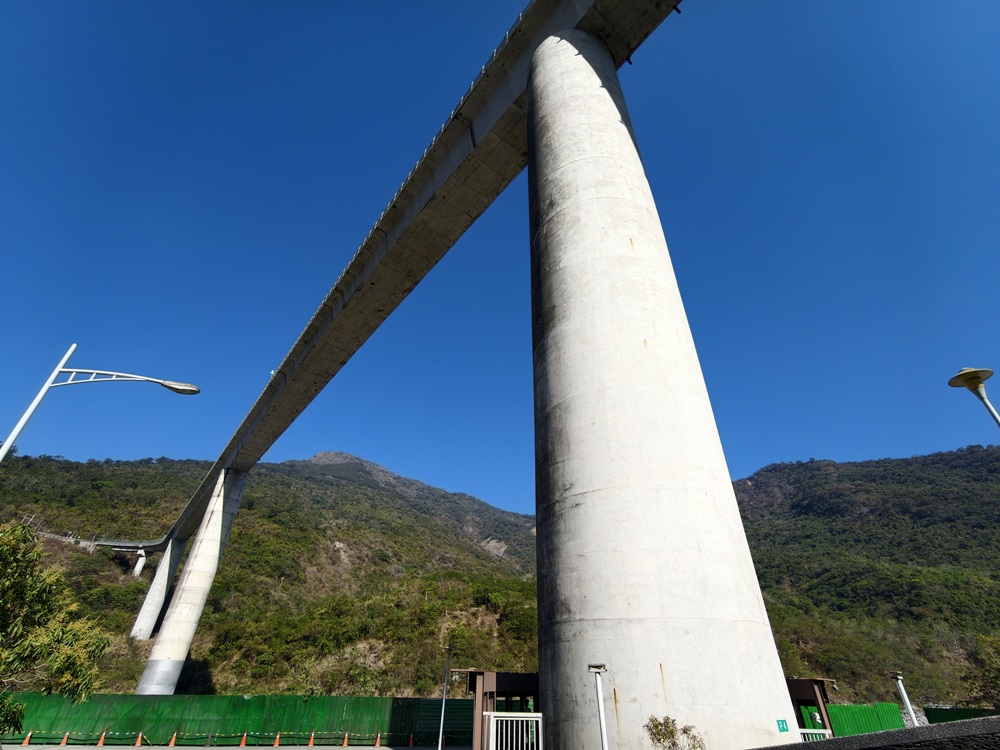 屏東霧臺二日遊｜2026赤馬迎春漫遊霧臺 魯凱族部落走讀、花巷道賞櫻、神山瀑布、禮納里住宿深度體驗！