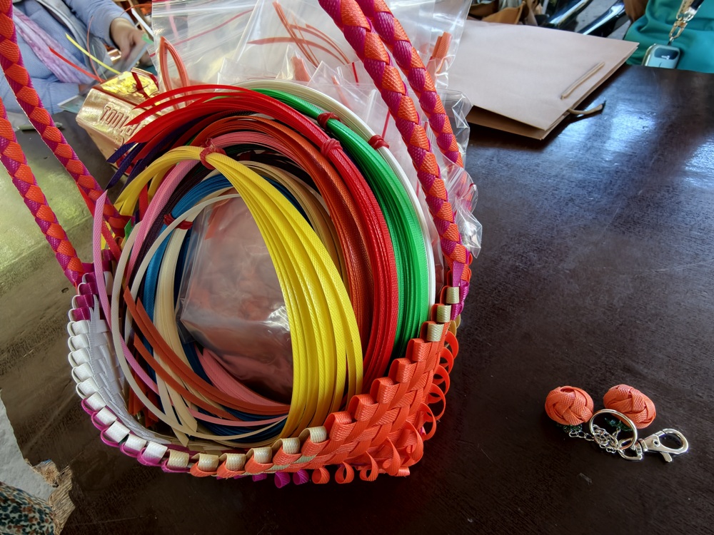 屏東霧臺二日遊｜2026赤馬迎春漫遊霧臺 魯凱族部落走讀、花巷道賞櫻、神山瀑布、禮納里住宿深度體驗！