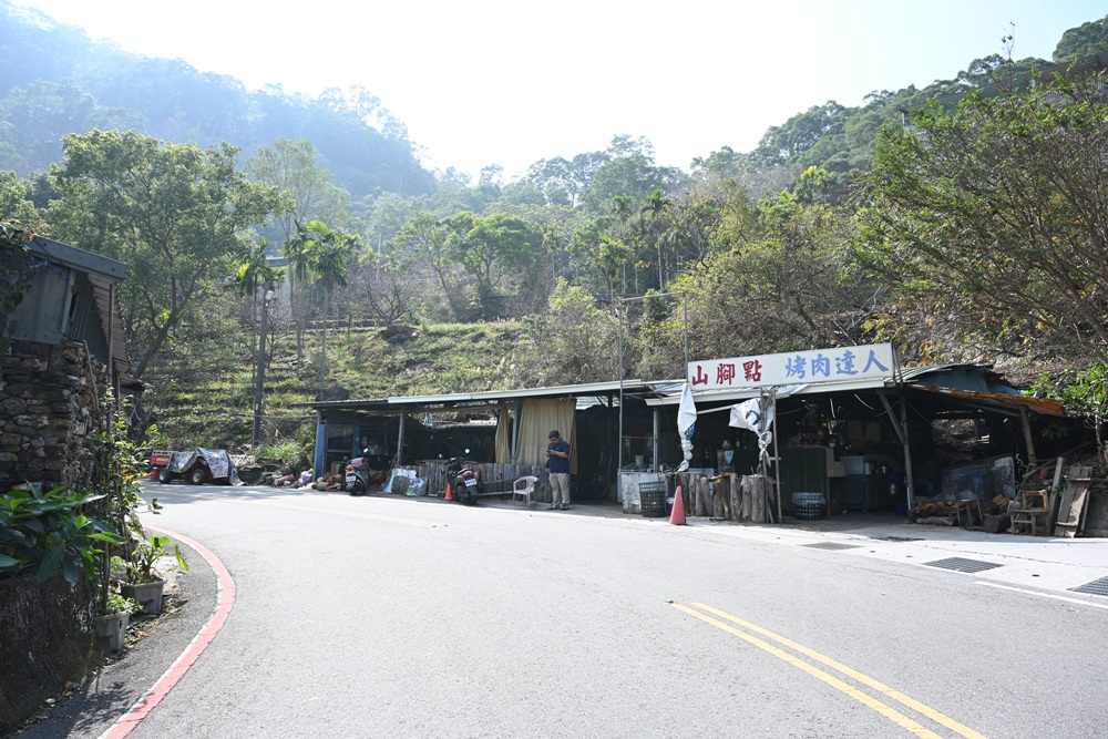 屏東霧臺二日遊｜2026赤馬迎春漫遊霧臺 魯凱族部落走讀、花巷道賞櫻、神山瀑布、禮納里住宿深度體驗！