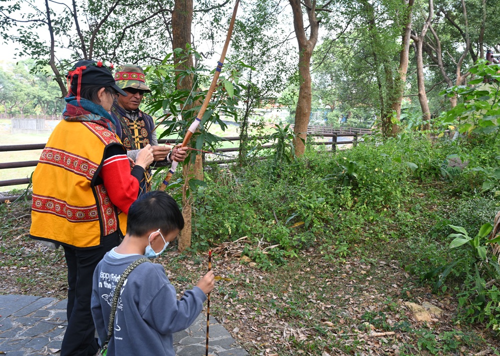 屏東霧臺二日遊｜2026赤馬迎春漫遊霧臺 魯凱族部落走讀、花巷道賞櫻、神山瀑布、禮納里住宿深度體驗！