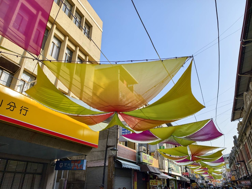 東高雄一日遊。2026「高雄山城奇幻生物祭」熱鬧登場！寶來、甲仙、杉林、美濃、旗山、內門 六大山城守護獸現身，抓寶打卡拿樂福龍公仔！
