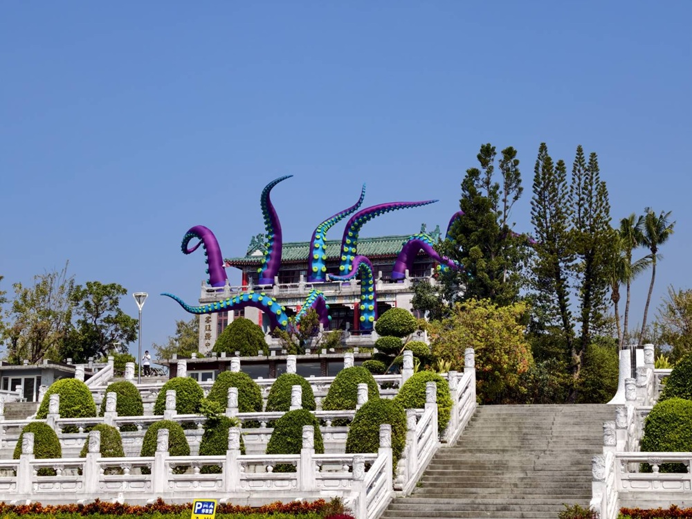 高雄旅遊。果嶺自然公園＋澄清湖 森棲盎然藝術展 9大裝置藝術亮點，大眼睛、章魚、巨型蛇頸龍 走春必拍！