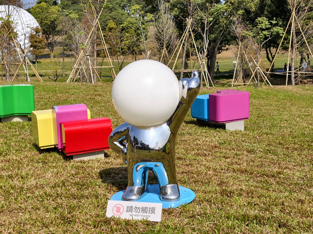 高雄旅遊。果嶺自然公園＋澄清湖 森棲盎然藝術展 9大裝置藝術亮點，大眼睛、章魚、巨型蛇頸龍 走春必拍！
