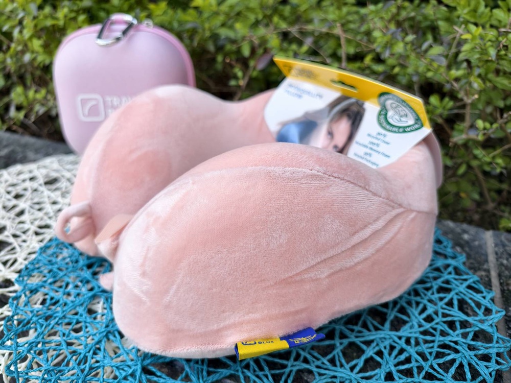 團購。【Travel Blue 藍旅】寧靜頸枕同色套組 寧靜頸枕+收納盒！