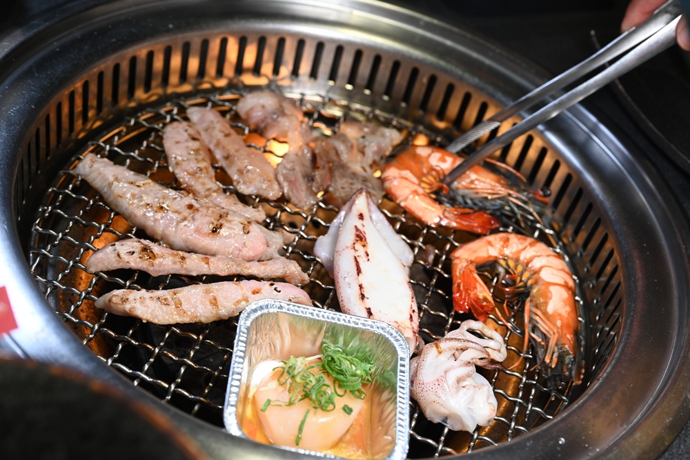 台南新營燒肉推薦｜焰遇燒肉餐廳 新春限定套餐攻略 焰遇燒肉和牛與豬肉套餐一次滿足！
