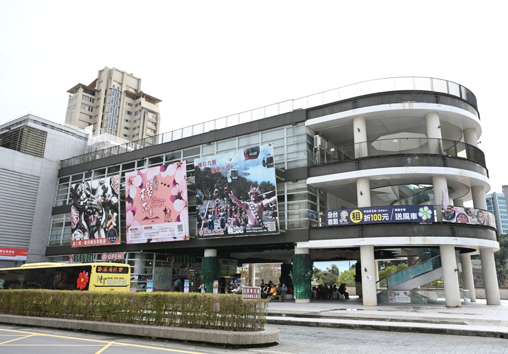 南投二日遊。台灣好行日月潭線+日月潭環湖線 賞櫻、日月潭美食、景點推薦! 南投二日遊。台灣好行日月潭線+日月潭環湖線 賞櫻、日月潭美食、景點推薦!