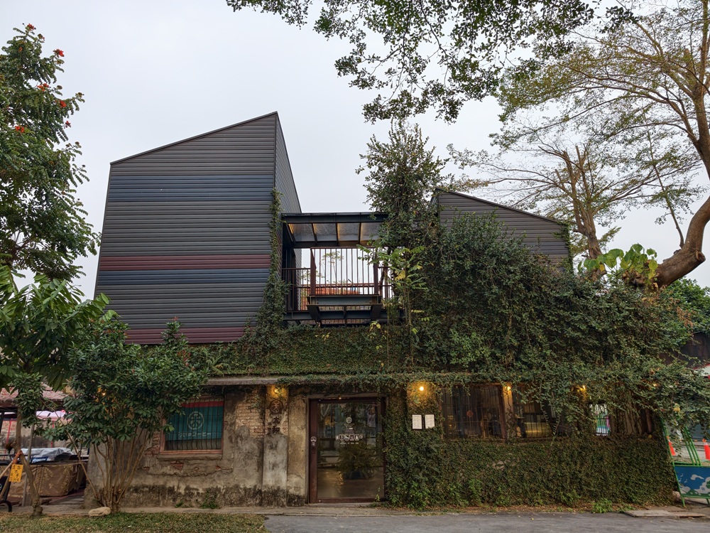 屏東竹田一日遊｜日式木造車站、古樸客庄文化、老夫子彩繪村、美食甜點一次收藏！