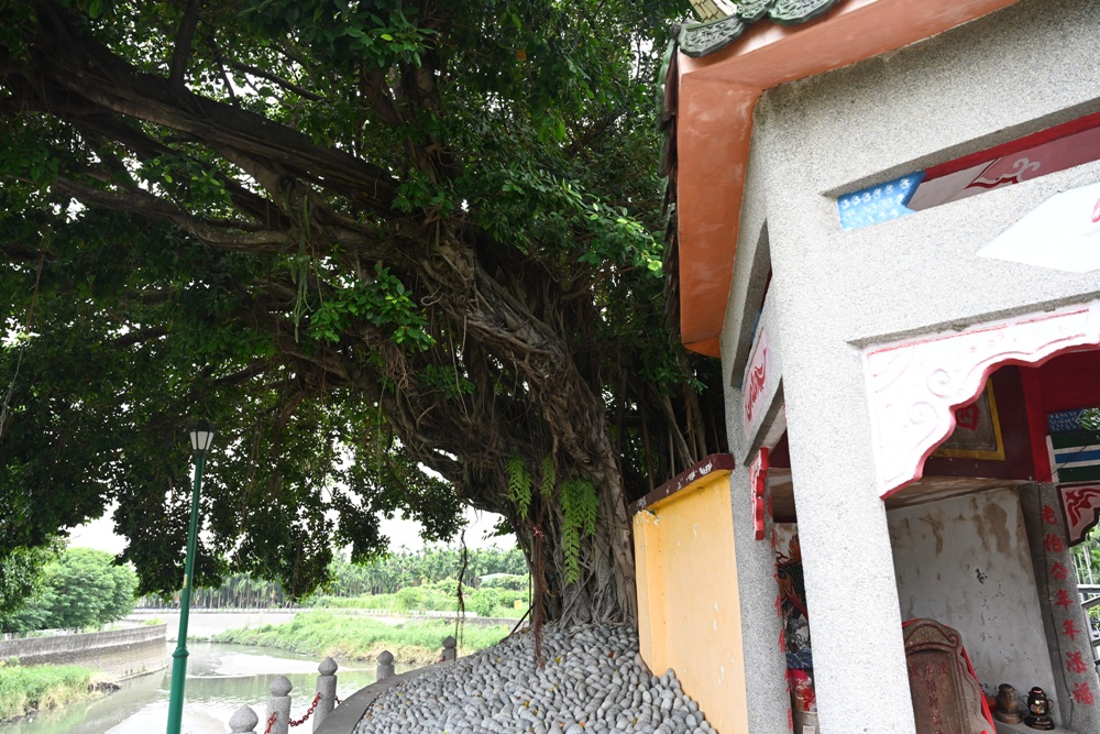 屏東竹田一日遊｜日式木造車站、古樸客庄文化、老夫子彩繪村、美食甜點一次收藏！