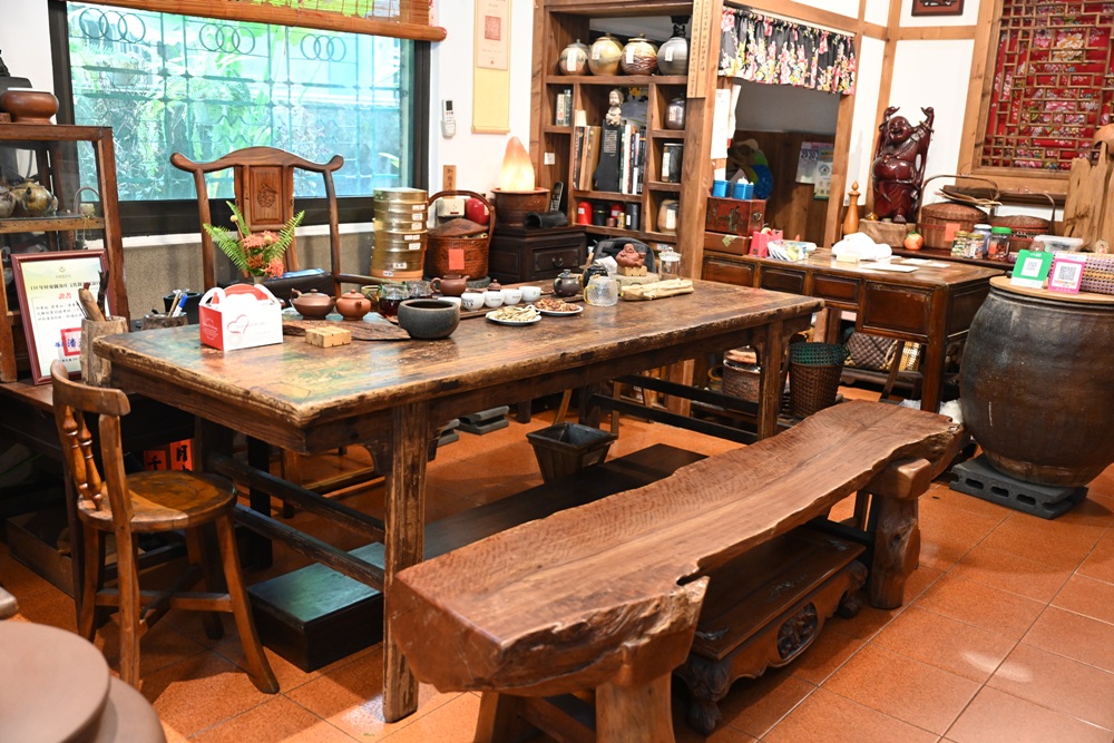 屏東竹田一日遊｜日式木造車站、古樸客庄文化、老夫子彩繪村、美食甜點一次收藏！