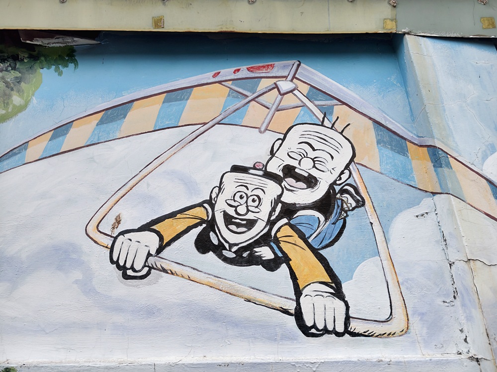 屏東竹田一日遊｜日式木造車站、古樸客庄文化、老夫子彩繪村、美食甜點一次收藏！