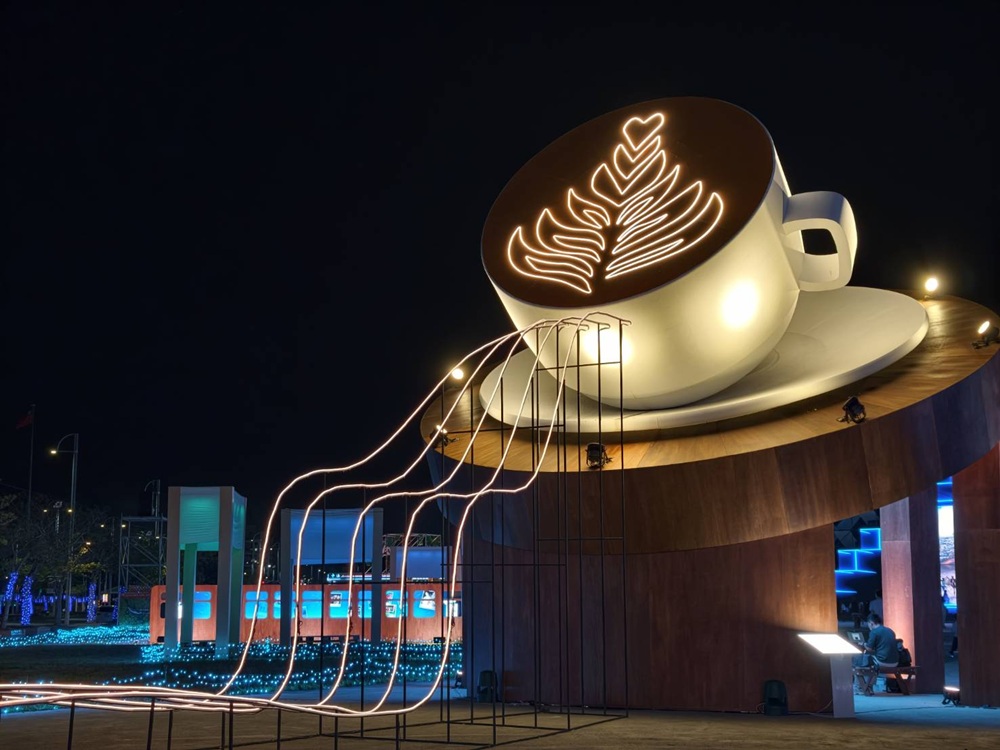 2026台灣燈會在嘉義｜「光躍台灣・點亮嘉義」超級瑪利歐、青森睡魔、宗教燈區、小提燈領取、交通接駁全攻略！