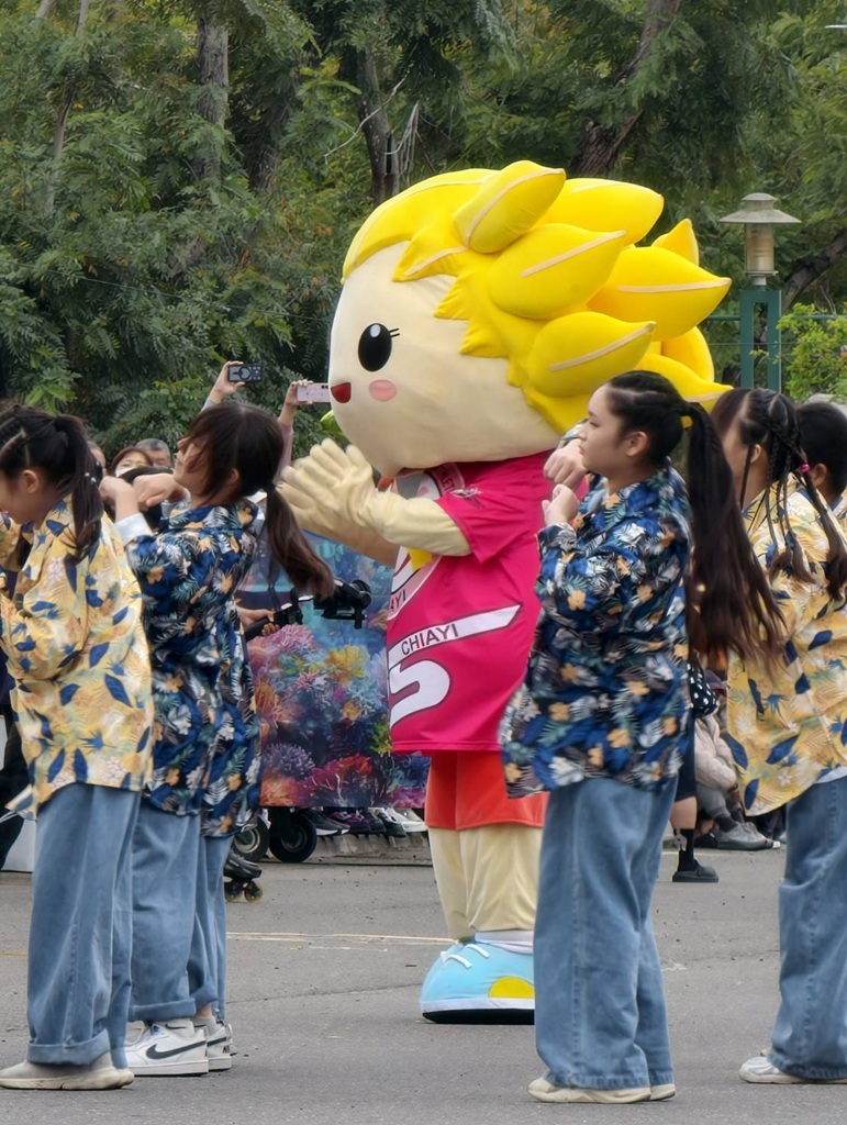 2026台灣燈會在嘉義｜「光躍台灣・點亮嘉義」超級瑪利歐、青森睡魔、宗教燈區、小提燈領取、交通接駁全攻略！