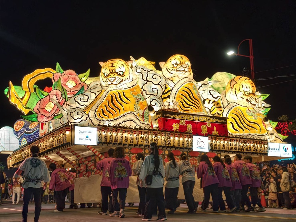 2026台灣燈會在嘉義｜「光躍台灣・點亮嘉義」超級瑪利歐、青森睡魔、宗教燈區、小提燈領取、交通接駁全攻略！