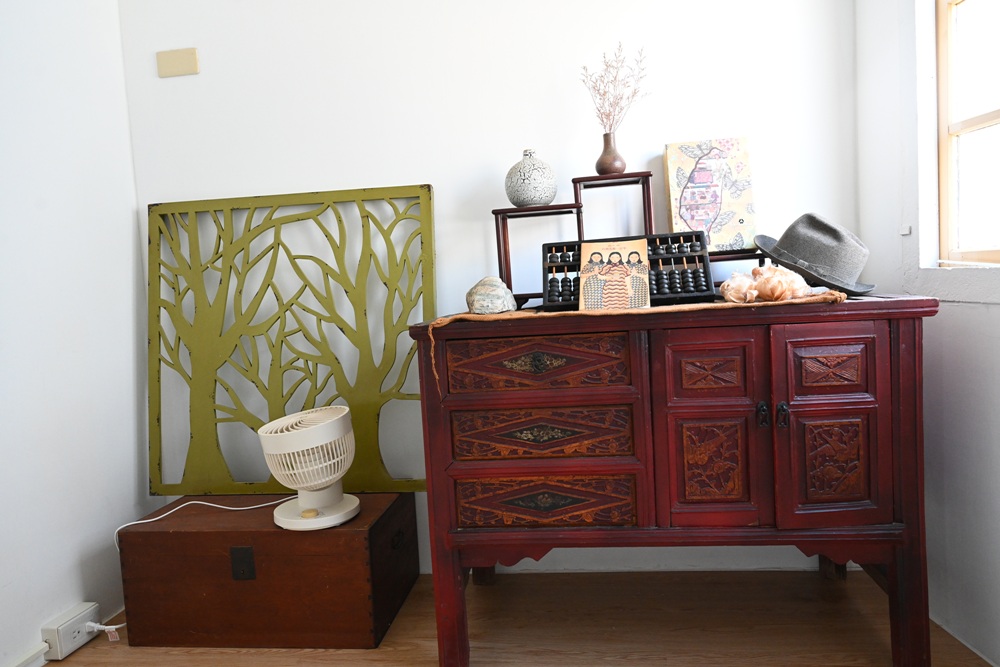 嘉義住宿推薦。沐時光民宿 隱身巷弄檜木老宅民宿！