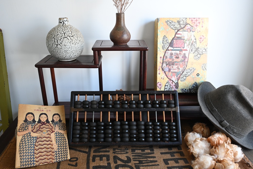 嘉義住宿推薦。沐時光民宿 隱身巷弄檜木老宅民宿！