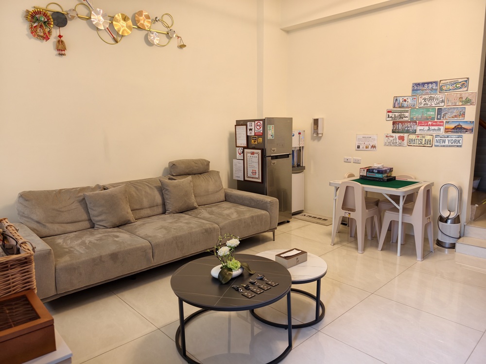 台東住宿推薦。融舍民宿 包棟Villa、近火車站步行約5分鐘、親子寵物友善住宿推薦。