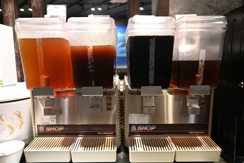 台東聚餐推薦。火鍋世家-台東新生店 13種特色湯頭、海陸自由配鍋、2.0自助吧吃到飽、台東火鍋! 台東聚餐推薦。火鍋世家-台東新生店 13種特色湯頭、海陸自由配鍋、2.0自助吧吃到飽、台東火鍋!