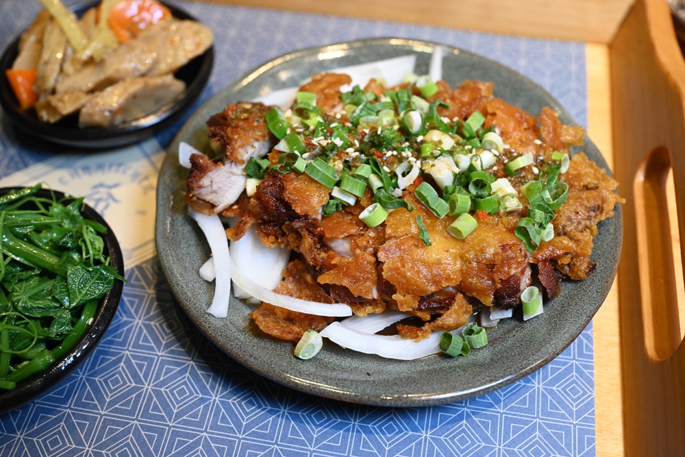 台東美食推薦。茶自點 台東旗艦店 複合式餐廳 簡餐、火鍋、台東早午餐推薦！
