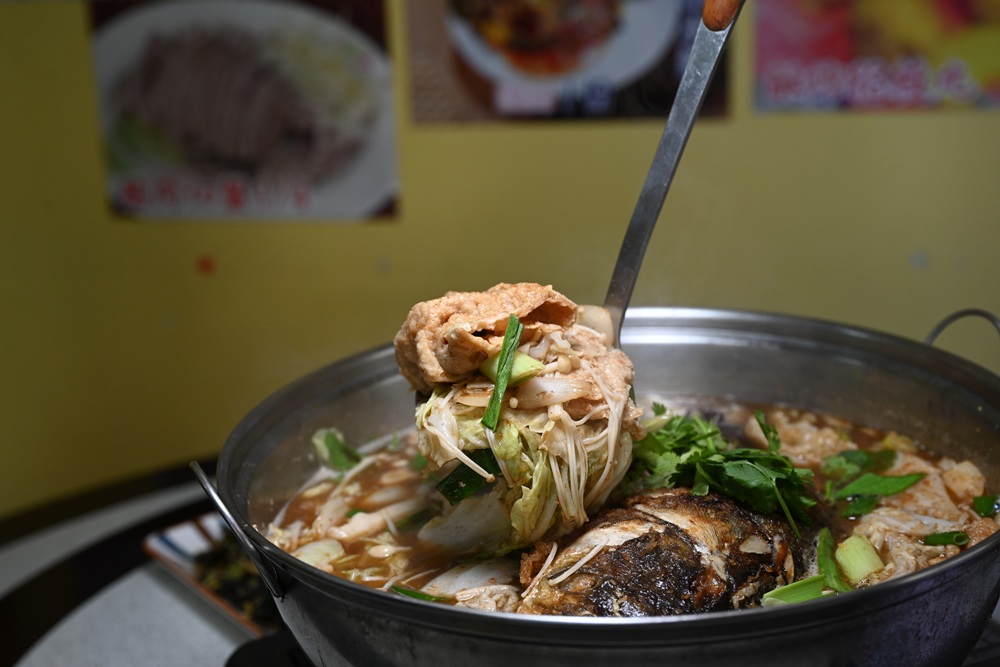 墾丁美食推薦。阿福師民雄鵝肉海鮮 厚切生魚片、砂鍋魚頭、胡椒魚一次滿足！