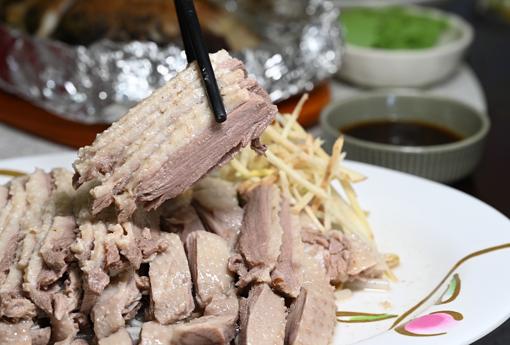 墾丁美食推薦。阿福師民雄鵝肉海鮮 厚切生魚片、砂鍋魚頭、胡椒魚一次滿足！