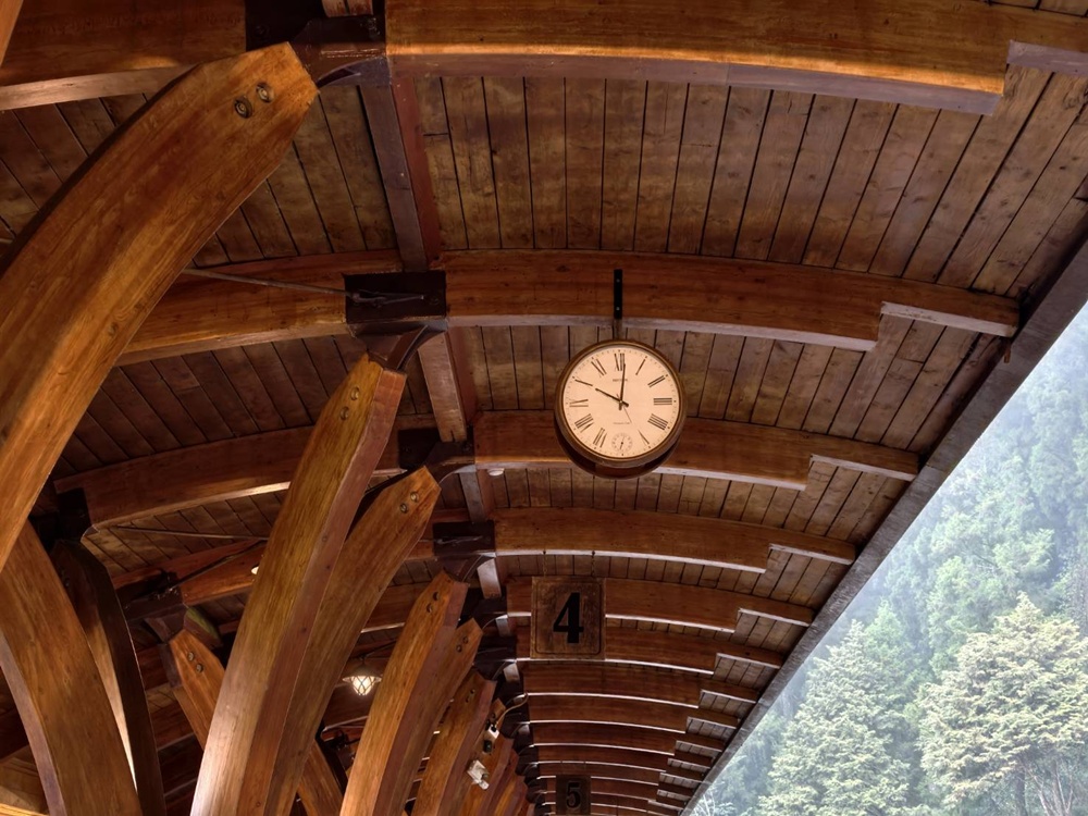 嘉義阿里山。全台最大木造車站 阿里山車站、林鐵文創商品一次看! 嘉義阿里山。全台最大木造車站 阿里山車站、林鐵文創商品一次看!